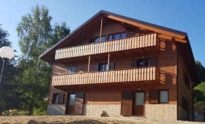 Lorica Suite Lago, Lorica